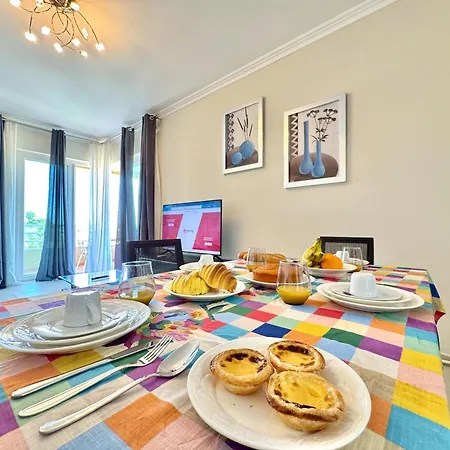 Portimao Riverview 2 With Pool By Homing *