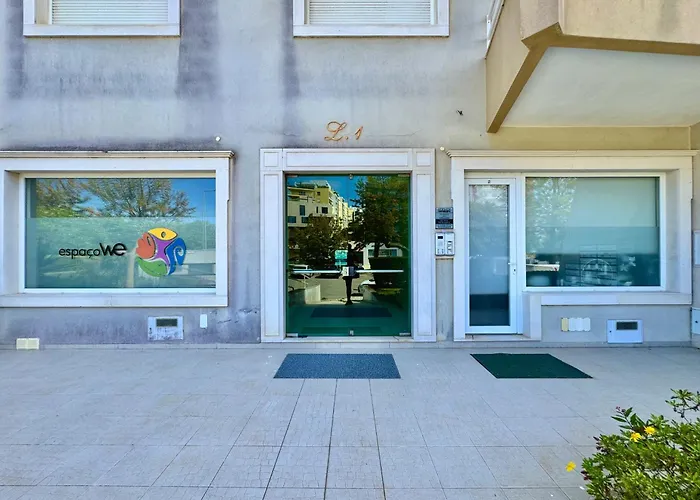 Portimao Riverview 2 With Pool By Homing