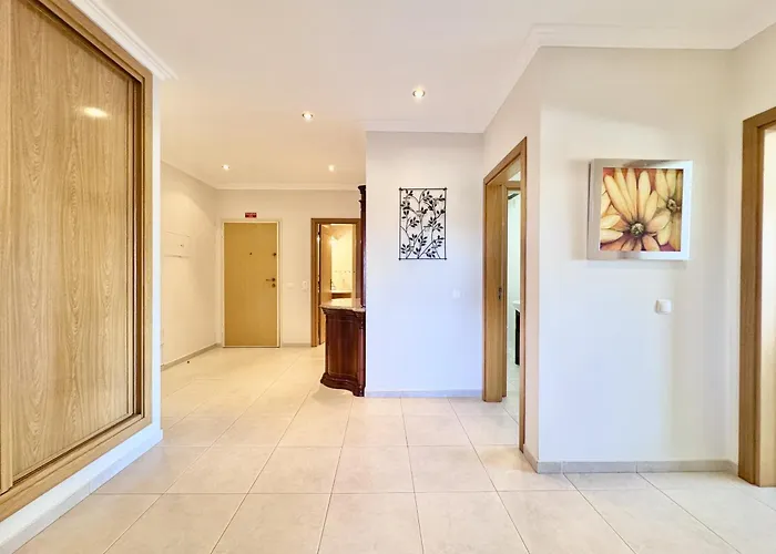 Portimao Riverview 2 With Pool By Homing Apartament *