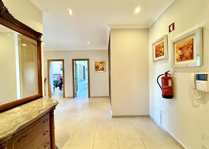 Apartament Portimao Riverview 2 With Pool By Homing