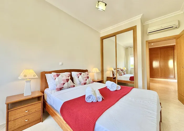 Apartament Portimao Riverview 2 With Pool By Homing *