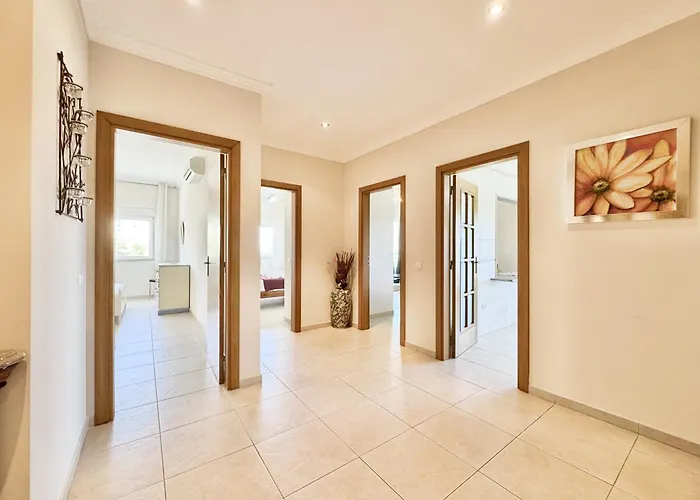 Apartament Portimao Riverview 2 With Pool By Homing Praia da Rocha