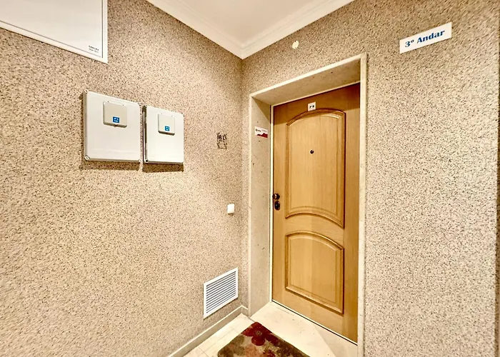 Portimao Riverview 2 With Pool By Homing *