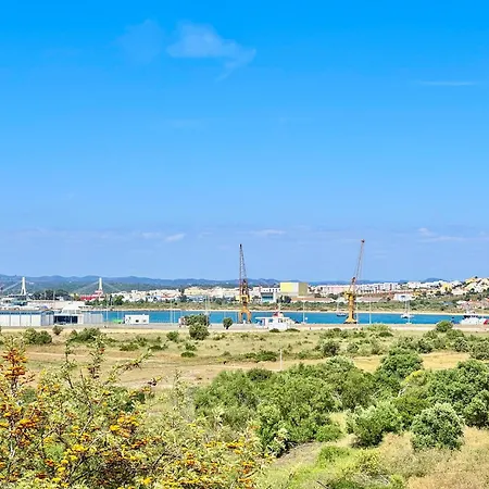 Portimao Riverview 2 With Pool By Homing Lägenhet *