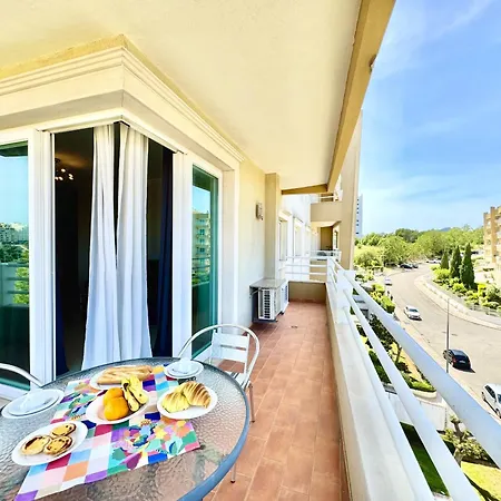 Portimao Riverview 2 With Pool By Homing Lägenhet Praia da Rocha